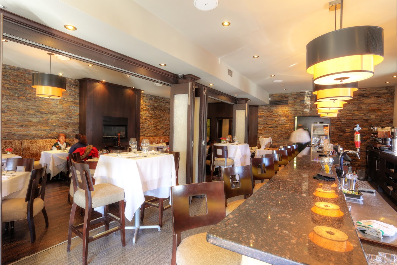 Cucci - Restaurant in Oakville Ontario